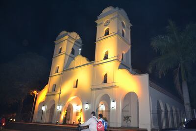 En la explanada de la Catedral Inmaculada Concepción de María se celebrará hoy a las 19:00 la misa central en honor a la santa patrona