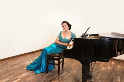 Lorena Mendoza Brignardello es la soprano que se presentará hoy junto a la OSCA.