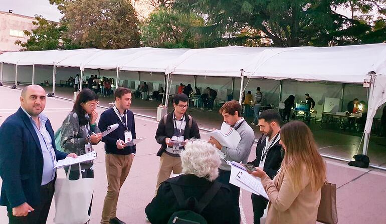 Los responsables del acto electoral en la Argentina.
