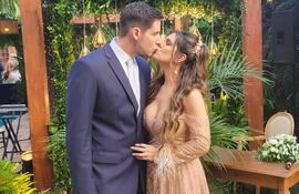 Benjamín Hockin y su esposa Giulietta Mora, quien hoy está de cumpleaños.