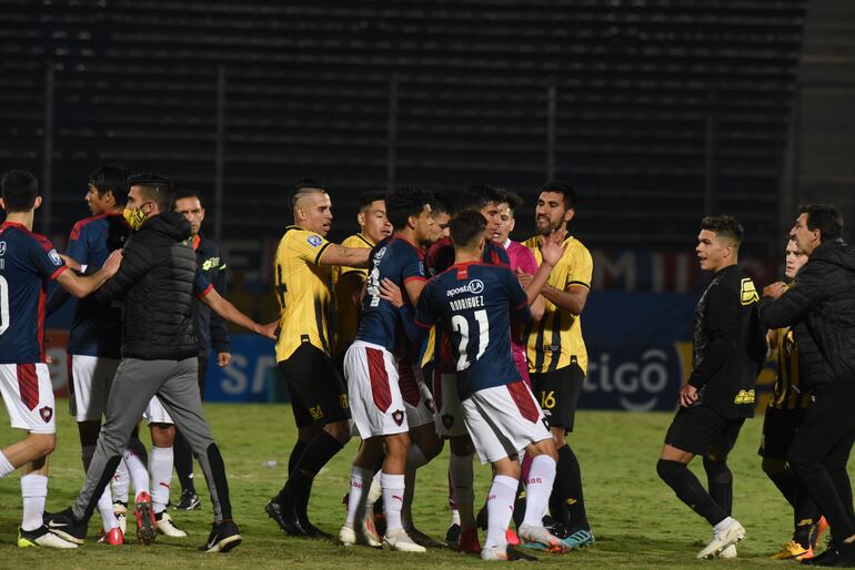 /pf/resources/images/abc-placeholder.png?d=2395