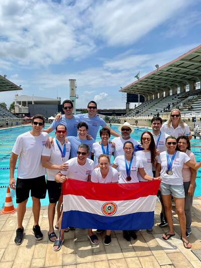 Integrantes de Paraguay Masters, entre ellos los nadadores olímpicos Hockin y Alfredo Carrillo.