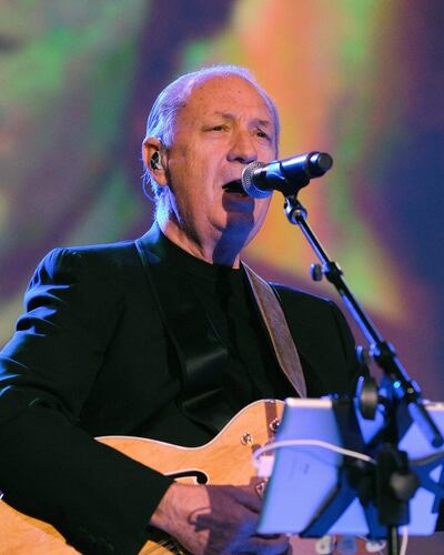 Michael Nesmith durante un concierto de The Monkees en Los Ángeles, en diciembre de 2012.
