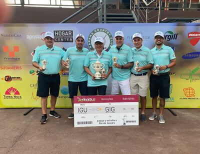Equipo del Sanatorio San José, campeón del Interempresarial de golf en el Paraná Country Club. (Gentileza)