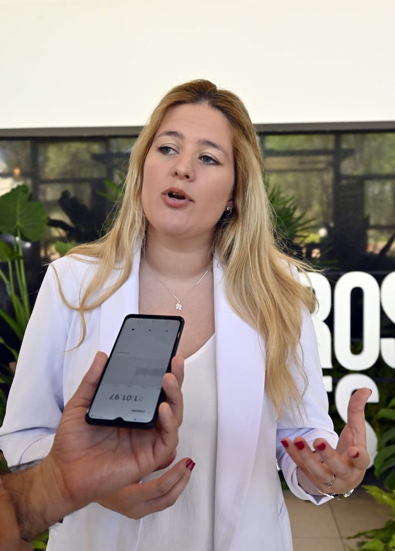 La presidenta del Infona, Cristina Goralewski, comentó que el taller buscó el consenso de todos los sectores para la elaboración del Plan Nacional de Recuperación Forestal.