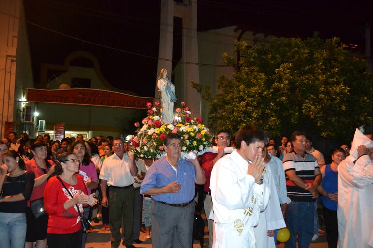 Terminada la misa de las 16:00, en la Parroquia Nuestra Señora de la Asunción, los fieles participarán de la procesión de la sagrada imagen.