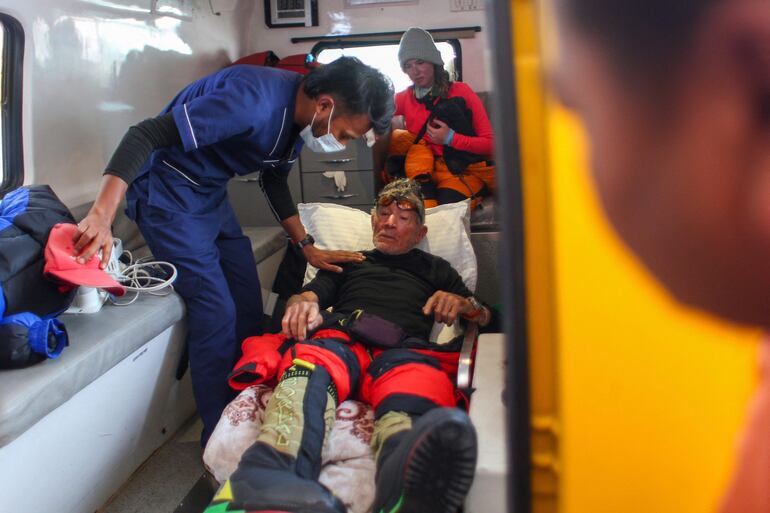 /pf/resources/images/abc-placeholder.png?d=2394