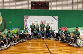 La selección paraguaya de rugby en silla de ruedas (Los Yacarruedas) debutan esta tarde en el Sudamericano en Brasil.