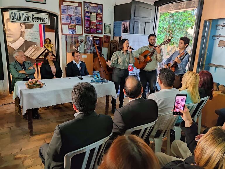 Lanzamiento del material literario "Manuel Ortiz Guerrero, el Bardo Inmortal".