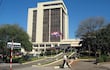 Fachada frontal de la sede central de la Municipalidad de Asunción.