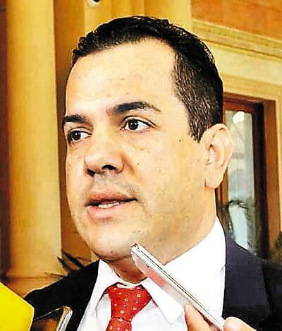 Rodolfo Friedmann (ANR, Añetete), quien ayer volvió a participar de una sesión del Senado, tras su paso por el MAG.