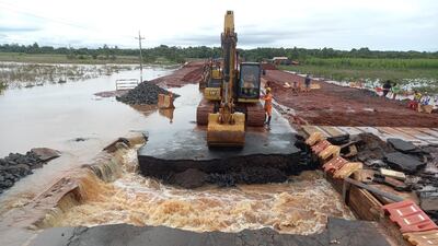 En el kilómetro 96 en San José de los Arroyos el tramo está destruido.