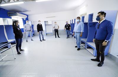 Revisión a uno de los vestuarios de Sol, que se hace ver aparentemente en condiciones.