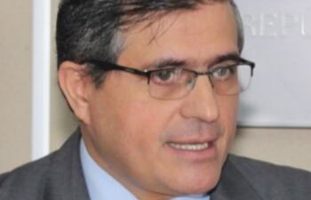 René Fernández, de la Senac.