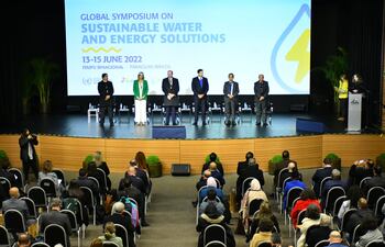 El primer Simposio Global de Soluciones Sostenibles de Agua y Energía se inició este lunes en la Itaipú.