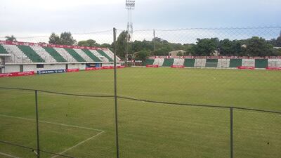 En el estadio La Arboleda, se pone en marcha hoy la disputa de la cuarta ronda del torneo de la División Intermnedia.