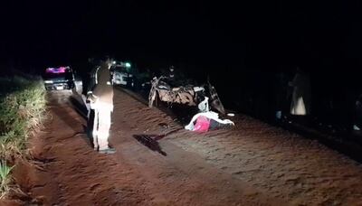 Las dos motocicletas colisionaron frontalmente en un camino rural y uno de los conductores murió prácticamente en el acto.