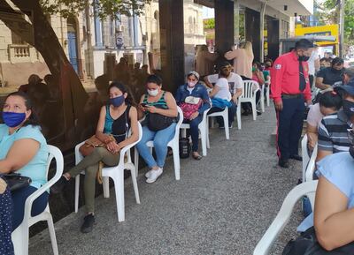 A diario, el Ministerio de Trabajo recibe a mucha gente que es despedida o busca asesorarse sobre la suspensión de contrato.