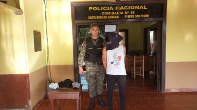 Los dos presuntos delincuentes fueron detenidos por la Policía