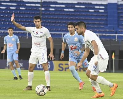 Nacional recibe a Resistencia en el Defensores del Chaco.