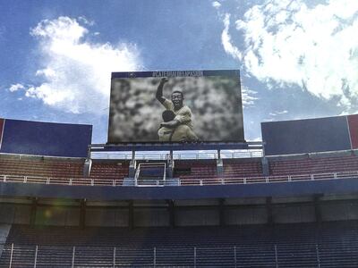 El homenaje de Cerro Porteño a Pelé en La Nueva Olla de Asunción.