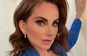 Elizabeth Álvarez, actriz mexicana.