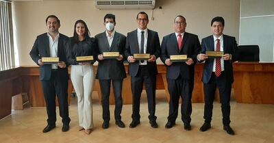 Todos los concejales colorados asistieron la la sesión de este viernes en la Junta de Hernandarias.