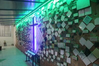 El espacio donde se encuentra la Cruz de Cirilo Duarte, en la parroquia De la Santa Cruz, fue remodelada por los fieles del barrio Sajonia.