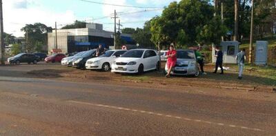 Los transportistas se movilizaron este viernes en Ciudad del Este contra la suba del pasaje.