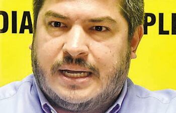 Ezequiel Santagada, abogado. Que el nombre de Paraguay aparezca en los peores lugares es lo que se esperaba, expresó.