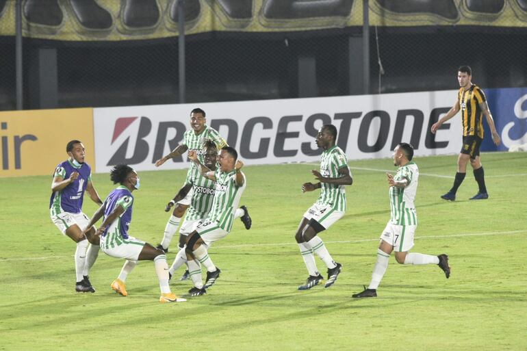 /pf/resources/images/abc-placeholder.png?d=2430