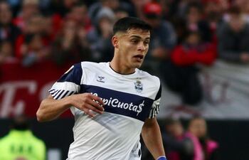 Ramón Sosa , delantero paraguayo de Gimnasia de La Plata.