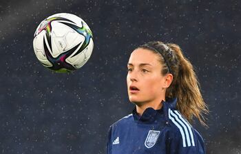 La española Alexia Putellas, Balón de Oro 2022, se pierde la Europa por una lesión que sufrió ayer.
