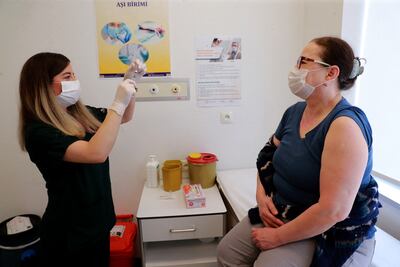 OMS critica "inaceptable" lentitud de vacunación en Europa