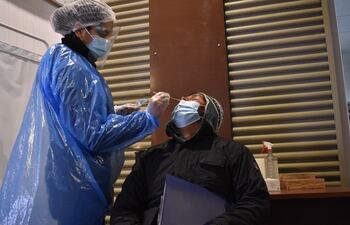 Bolivia confirma contagios por subvariante de ómicron.