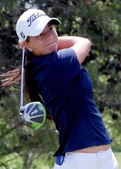 Golfista profesional paraguaya Milagros Chaves en EE.UU.