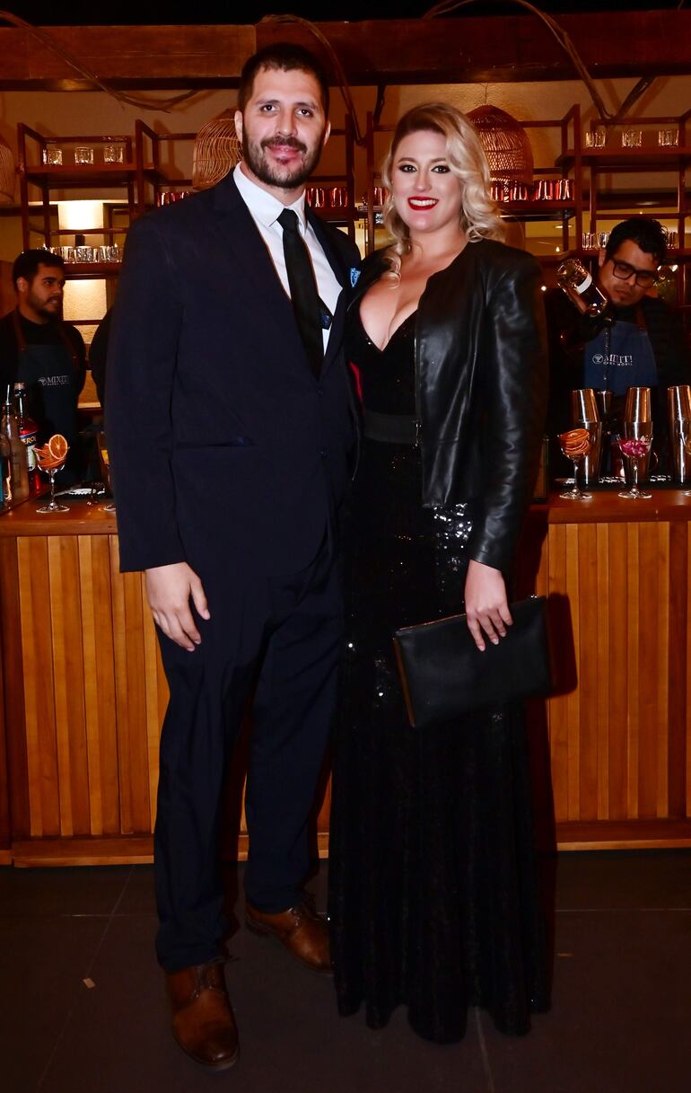 Juan José Gamarra y Kamila Bibolini.