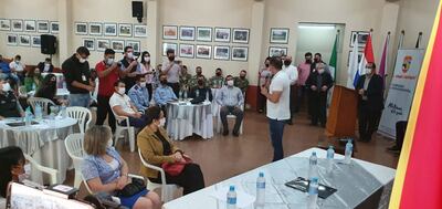 El intendente Miguel Prieto (MCDE) durante la reunión celebrada esta mañana en la Gobernación de Alto Paraná.