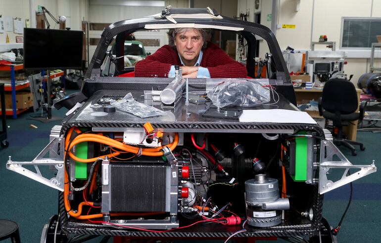 Hugo Spowers fundador de Riversimple