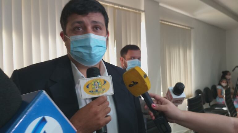 fotos Junta Municipal de Luque
De Gladys Villalba <gladys.villalba@abc.com.py>
Destinatario Foto <foto@abc.com.py>, interior <interior@abc.com.py>
Fecha 09-11-2021 15:34