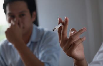 fumador pasivo humo cigarrillo