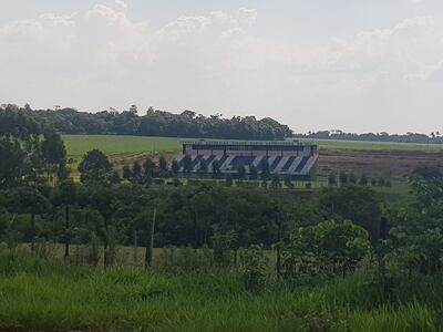 El complejo María Auxiliadora, ubicado en el kilómetro 30 de Minga Guazú, albergará el domingo el partido entre Pastoreo y Colegiales, por la primera fecha de la División Intermedia. A partir de este año, todos los cotejos de la segunda categoría serán televisados.