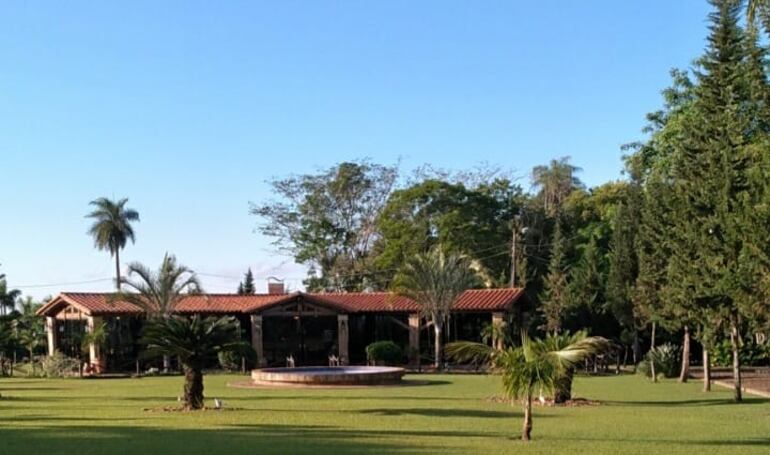 Vy'aha es un atractivo diferente y único. Está a disposición a muy pocos kilómetros de Asunción.