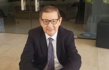 Carlos Martini ayer celebró su cumpleaños número 64.