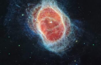 Un equipo internacional, del que forman parte científicos del Instituto de Astrofísica del archipiélago atlántico español de las Canarias (IAC), identificó vapor de agua en la atmósfera de WASP-18 b, que es un planeta extrasolar gigante gaseoso ultracaliente, informó este miércoles el IAC.