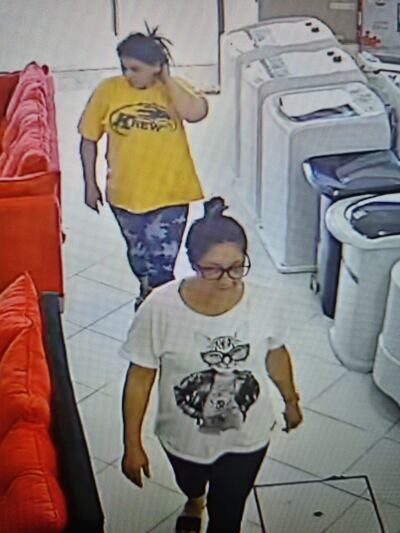 imagen de las presuntas ladronas de celulares buscados por la policía de Curuguaty