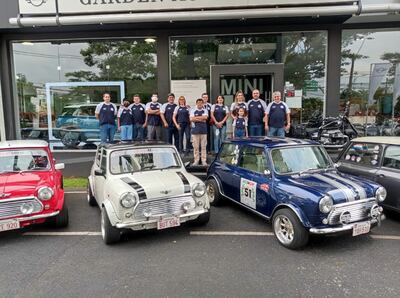 Así como los modelos clásicos, también participan de la experiencia, modelos de la nueva generación MINI.