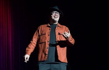 El comediante mexicano Franco Escamilla presentará hoy su monólogo de humor en el BCP.