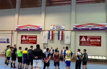 Varios de los convocados para la preselección, en la presentación del cuerpo técnico, en la CPH.