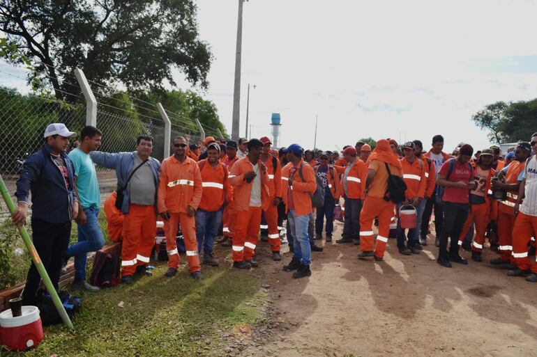 Los obreros del Consorcio Vial Bioceánico levantaron el paro.